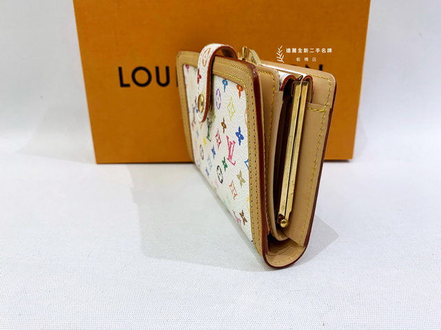 Louis Vuitton Riñonera Marrón claro Cuero ref.396731 - Joli Closet