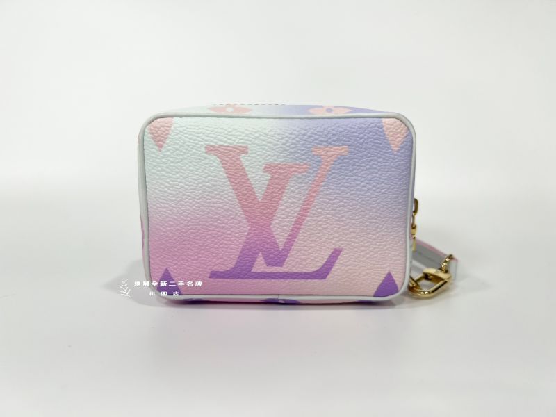 Louis Vuitton Wapity Case M81339
