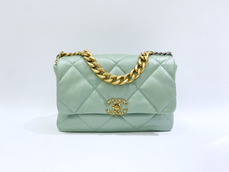 Green discount chanel 19